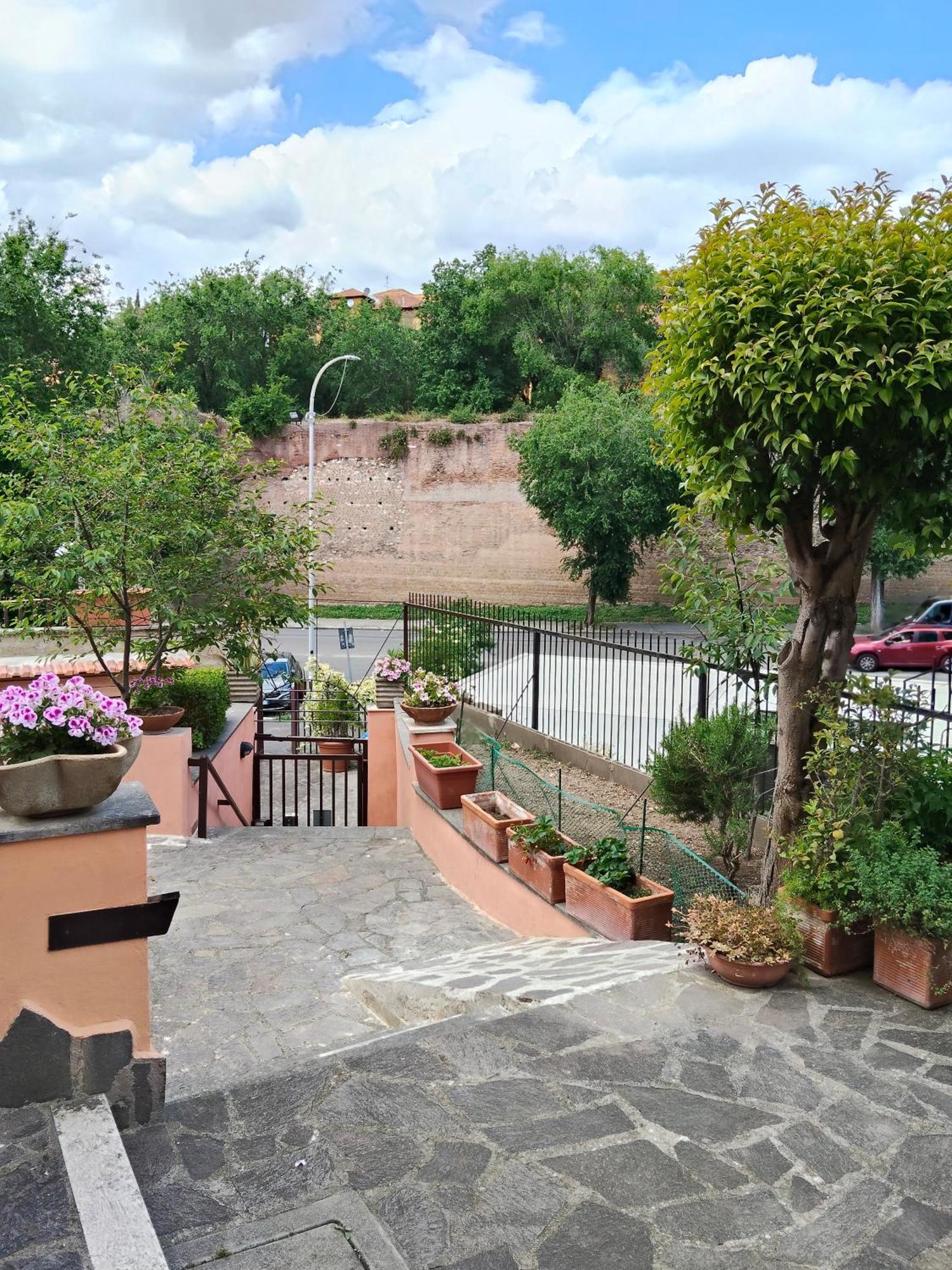 Piramide Gold Apartment Roma Exterior foto
